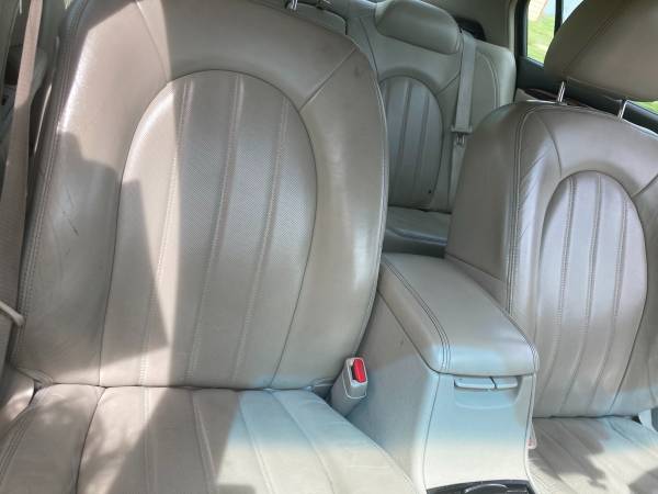 2009 Buick Lucerne for sale in Zanesville, OH – photo 2