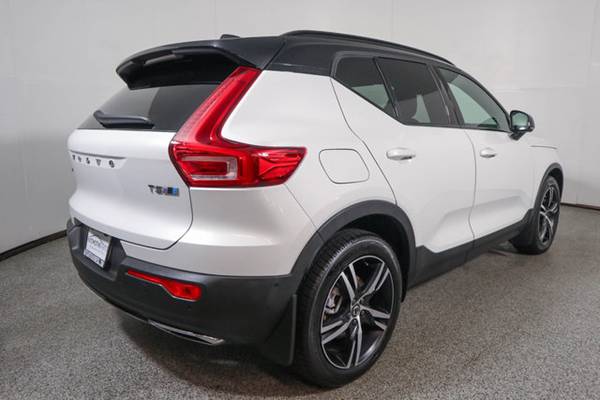 2019 Volvo XC40, Crystal White Metallic for sale in Wall, NJ – photo 5