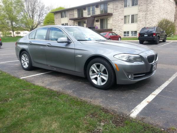 2013 BMW 528i xDrive Sedan AWD GREAT ON GAS Lthr Moon Only for sale in Lansing, MI – photo 5