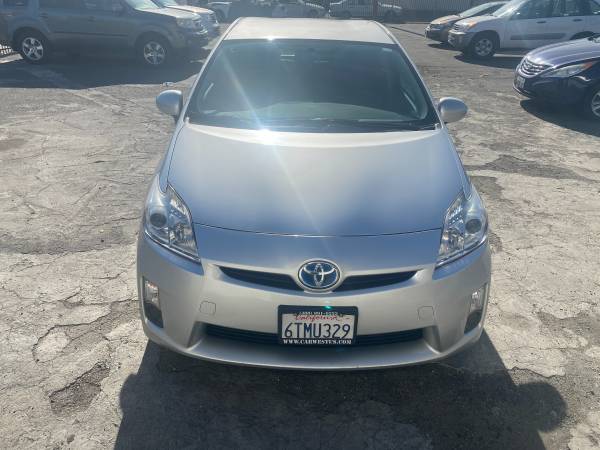 2011 Toyota Prius Hybrid Hatchback, Clean Title, 3 Months Warranty for sale in Sacramento , CA – photo 2