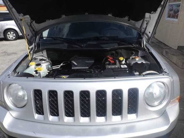 2011 Jeep Patriot FWD 4dr Sport with Body color grille for sale in Fort Myers, FL – photo 14