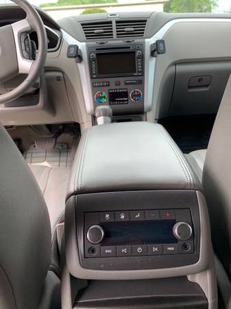 For sale 2010 Chevy Traverse for sale in Mooresville, NC – photo 14