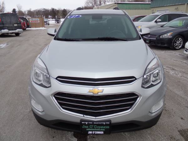 2017 CHEVY EQUINOX LT FWD 4177 - - by dealer for sale in Oconomowoc, WI – photo 3