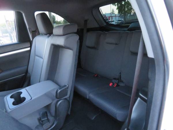 2014 Toyota Highlander LE Plus AWD 4dr SUV - - by for sale in Sacramento , CA – photo 21