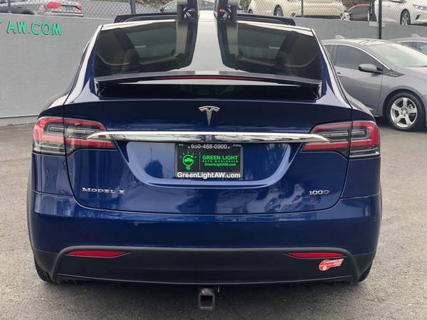 Pending sale 2017 Tesla Model X 100d 17k ev specialist-peninsula for sale in Daly City, CA – photo 10