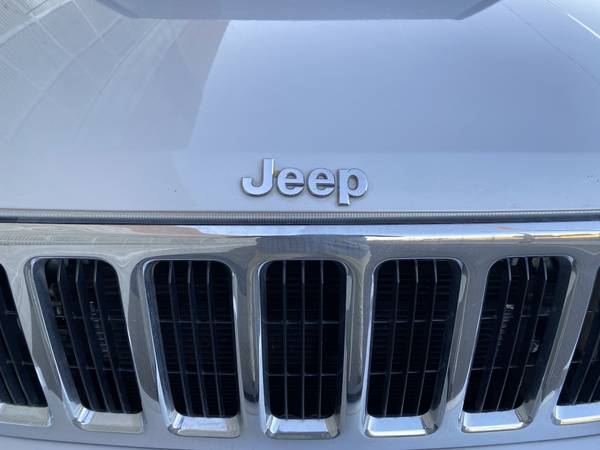 2006 JEEP COMMANDER LIMITED HEMI ENGINE - - by dealer for sale in Arleta, CA – photo 13