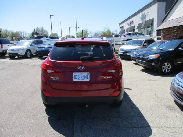 2011 Hyundai Tucson FWD 4dr Auto GLS - - by dealer for sale in South Haven, MI – photo 5