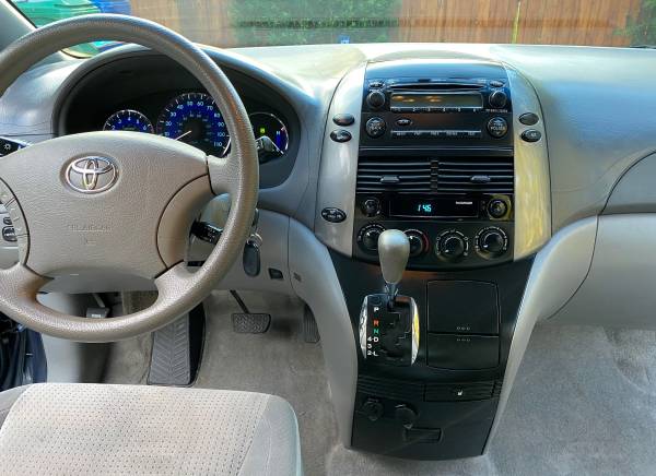 2007 Toyota Sienna LE - cars & trucks - by owner - vehicle... for sale in Palmetto Bay, FL – photo 9