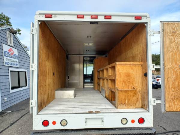2008 Workhorse W62 DRW Automatic Turbo Diesel ONLY 4,789 Miles! for sale in Thomaston, CT – photo 6