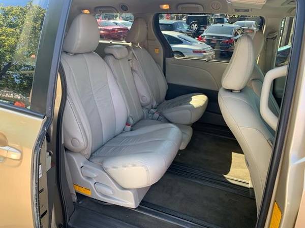 2012 Toyota Sienna XLE 8-Passenger*Back Up Camera*DVD Player*Financing for sale in Fair Oaks, CA – photo 20