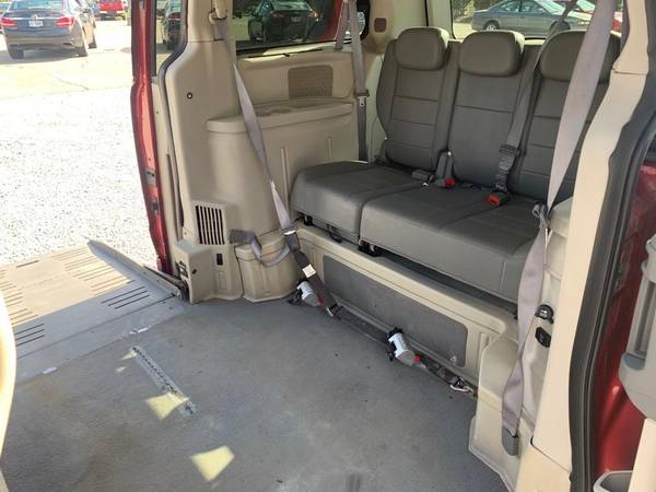 2008 DODGE GRAND CARAVAN SXT - - by dealer - vehicle for sale in Milford, OH – photo 7
