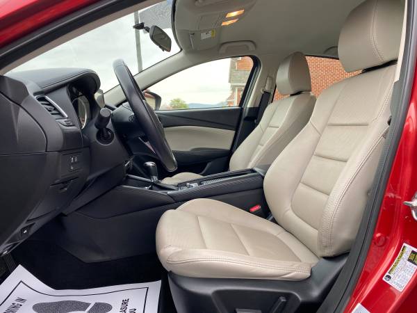 2016 Mazda MAZDA6 i Touring Clean Carfax Leather Interior Low for sale in Salem, VA – photo 8