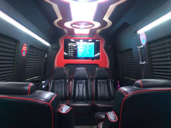 Custom Mercedes Sprinter - cars & trucks - by owner - vehicle... for sale in Corvallis, OR – photo 2