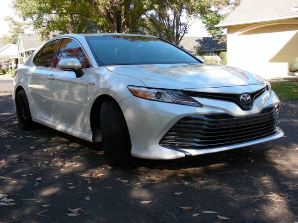 2018 Toyota Camry Hybrid XLE CVT - cars & trucks - by dealer -... for sale in College Place, WA – photo 7