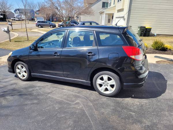 Toyota Matrix XR AWD for sale in Lake In The Hills, IL – photo 3