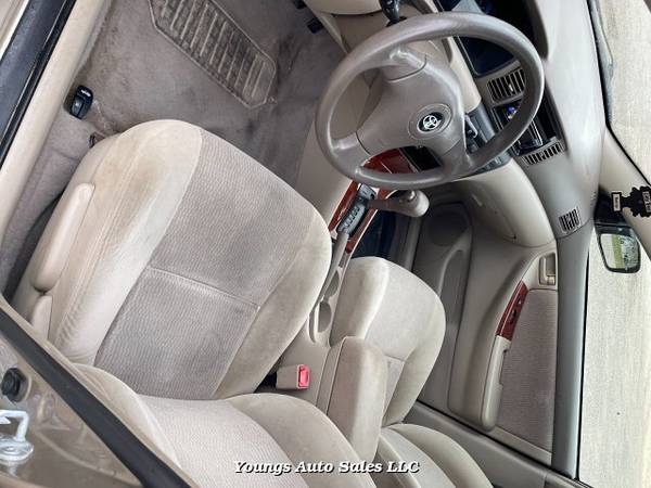 2008 Toyota Corolla LE 4-Speed Automatic - - by dealer for sale in Fort Atkinson, WI – photo 10