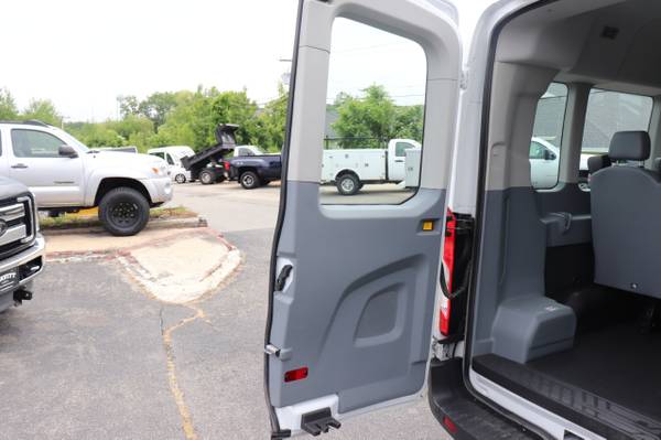 2015 Ford Transit 350 Wagon Med. Roof XLT w/Sliding Pass. 148in WB for sale in Plaistow, NH – photo 24