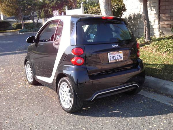 2013 SMART FORTWO - cars & trucks - by dealer - vehicle automotive... for sale in HARBOR CITY, CA – photo 3