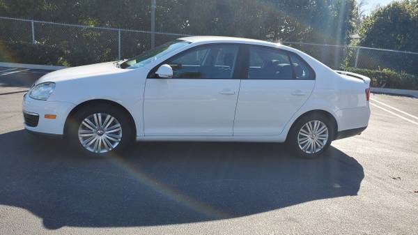 2010 VW Jetta - cars & trucks - by owner - vehicle automotive sale for sale in Torrance, CA – photo 2