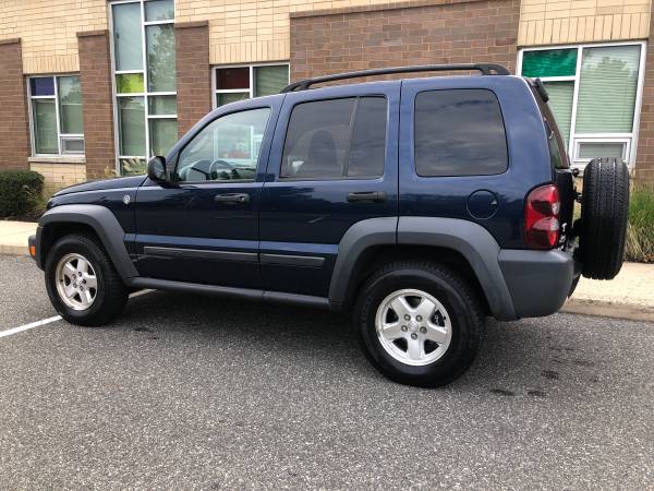 2007 Jeep Liberty 4WD 4dr Sport - cars & trucks - by dealer -... for sale in Camden, NJ – photo 12