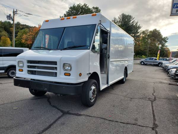2008 Workhorse W62 DRW Automatic Turbo Diesel ONLY 4,789 Miles! for sale in Thomaston, CT – photo 4