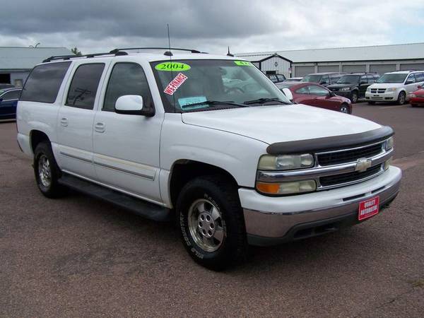 **2004 CHEVY SUBURBAN 4X4**WE FINANCE**BAD CREDIT OK!!** for sale in Sioux Falls, SD – photo 4