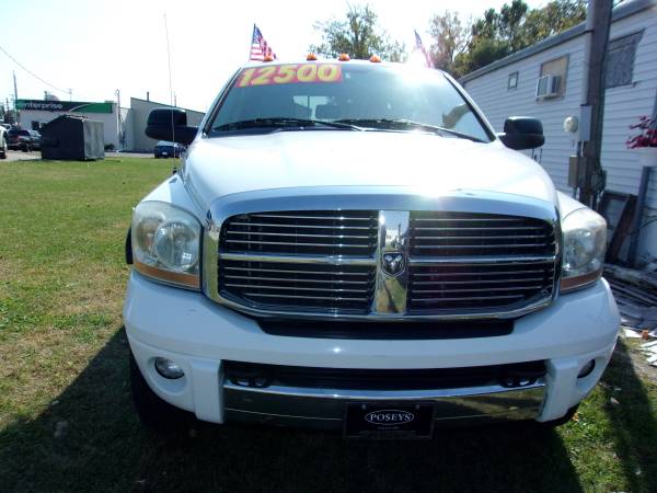 2006 RAM 2500 MEGA CAB 4X4 clean - cars & trucks - by dealer -... for sale in Elkhart, IN – photo 2