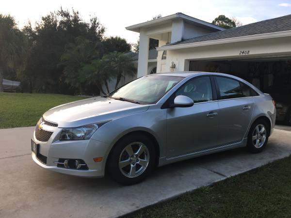 Clean 2012 Chevrolet Cruze for sale in North Port, FL – photo 4