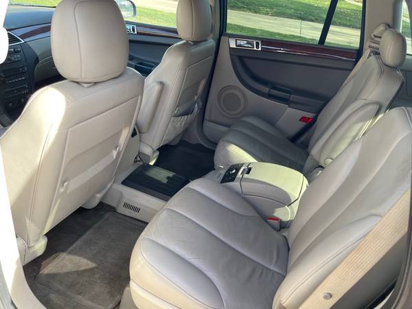 2005 Chysler Pacifica - cars & trucks - by owner - vehicle... for sale in Elkhorn, NE – photo 7