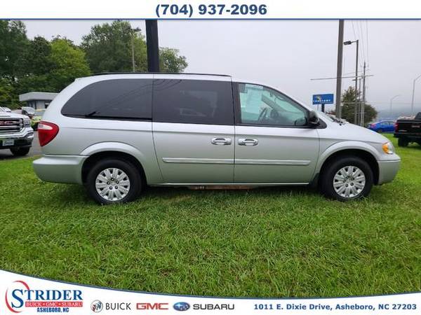 2007 Chrysler Town & Country LWB - - cars & trucks - by dealer -... for sale in Asheboro, NC – photo 5