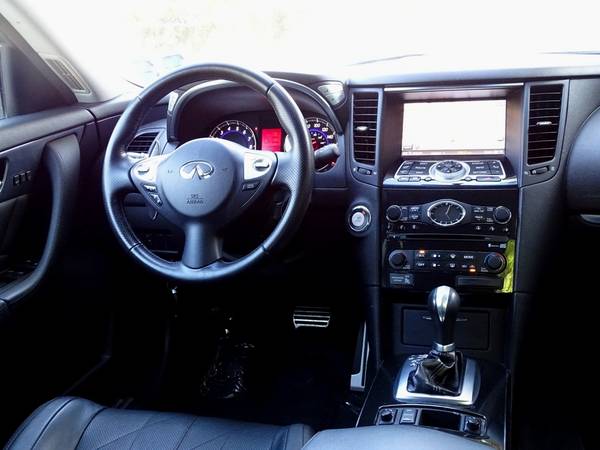 2009 Infiniti FX35 Premium and Navigation Packages! FINANCING AVAIL! for sale in Pasadena, CA – photo 20