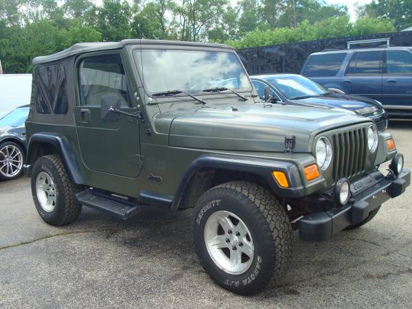 2001 Jeep Wrangler Sport *5 sp Manual for sale in Crystal Lake, IL – photo 3