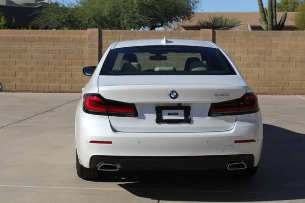 2021 bmw 540i loaded 1500 mi may trade was $64400 new now $59995 -... for sale in Peoria, AZ – photo 2