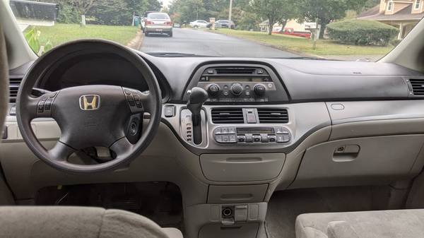 41 SERVICE RECORDS-DEALER MAINTAINED-SILVER HONDA ODYSSEY EX - SEATS... for sale in Hiram, GA – photo 8