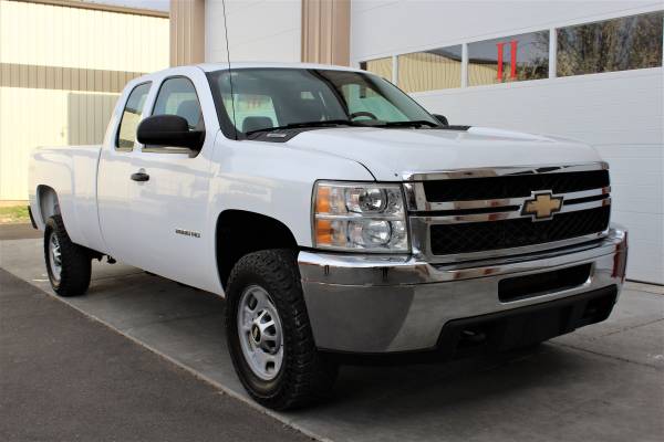 2011 Chevrolet Silverado 2500HD Extend Cab Long Bed 4x4! Only 90k! for sale in Fitchburg, WI – photo 5