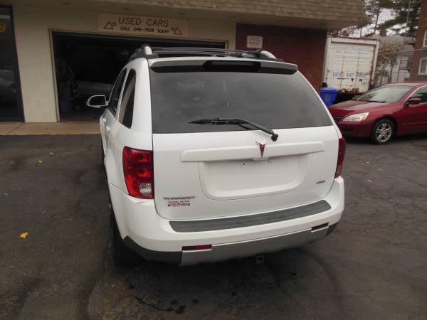 pontiac torrent suv low miles - - by dealer - vehicle for sale in West Hartford, CT – photo 6