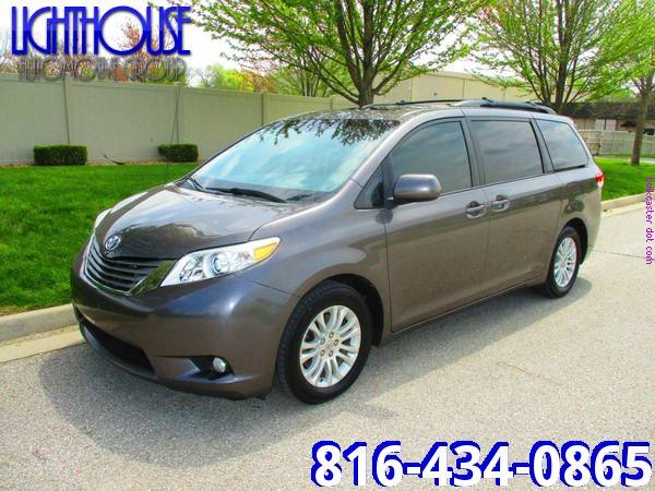 TOYOTA SIENNA XLE, only 72k miles! - - by dealer for sale in Lees Summit, MO – photo 3