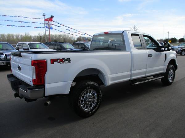 2019 ford f250 f-250 extended cab long box 4x4 gas 6 2 V8 4wd - cars for sale in Forest Lake, MN – photo 4