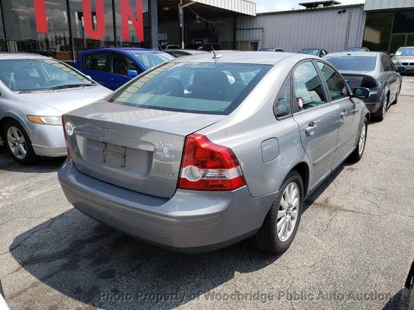 2005 *Volvo* *S40* *2.4i* Gray - cars & trucks - by dealer - vehicle... for sale in Woodbridge, District Of Columbia – photo 3