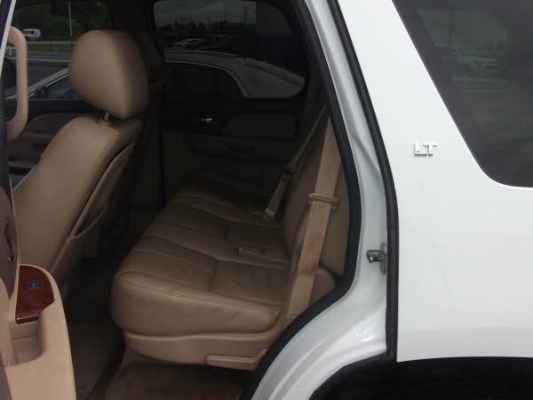 2011 Chevy Tahoe LT Third Row - - by dealer - vehicle for sale in Jonesboro, AR – photo 6