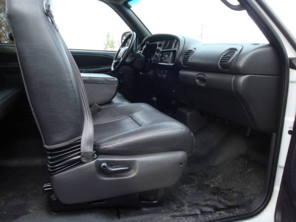 2001 DODGE RAM 2500 QUAD DOOR SHORTBOX 4X4 5.9 GAS V8 AUTO LEATHER... for sale in LONGVIEW WA 98632, OR – photo 13