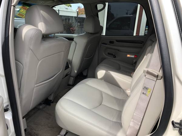 One Owner 2003 Cadillac Escalade AWD Leather Extra Low Miles for sale in Albany, OR – photo 15