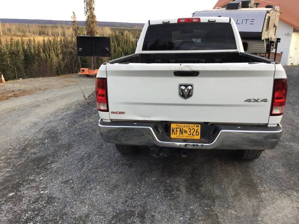 Just lowered price 2012 Dodge ram 2500 HD 4 x 4 truck With a hemi for sale in Soldotna, AK – photo 4