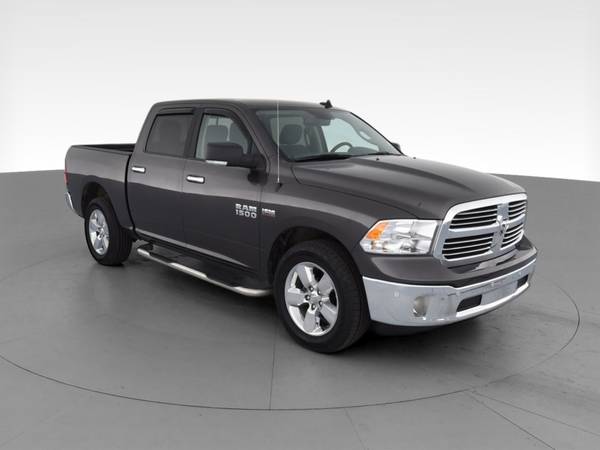 2017 Ram 1500 Crew Cab SLT Pickup 4D 5 1/2 ft pickup Gray - FINANCE... for sale in Rockford, IL – photo 15