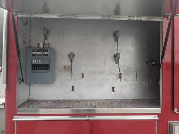 1994 EMERGENCY ONE E-ONE CYCLONE PUMPER / 40k - cars & trucks - by... for sale in Cleveland, OH – photo 11