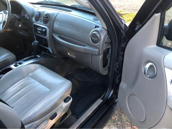 2006 Jeep Liberty 4x4 - cars & trucks - by owner - vehicle... for sale in Pelion, SC – photo 5
