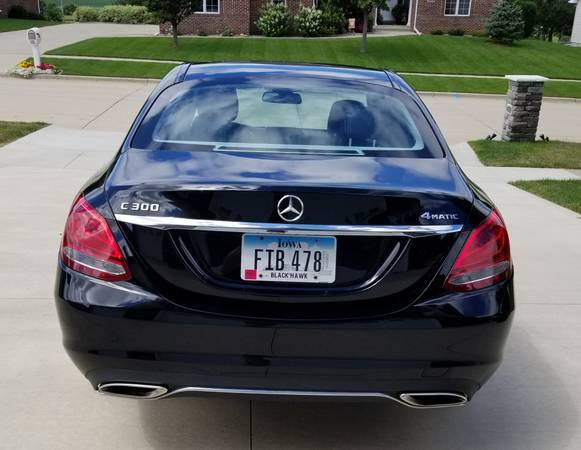 Like New! One Owner Mercedes with Low Miles! for sale in Cedar Rapids, IA – photo 6