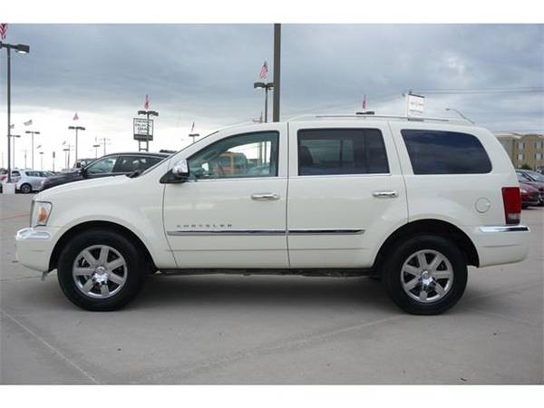 2008 Chrysler Aspen Limited - SUV for sale in Ardmore, OK – photo 2
