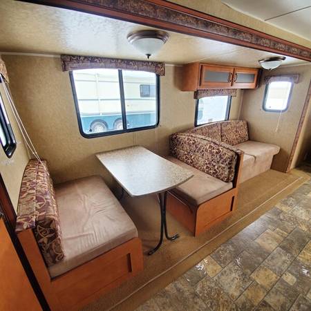 2013 Gulfstream Bunk House 26ft Pull Trailer - Half ton towable for sale in Helena, MT – photo 6