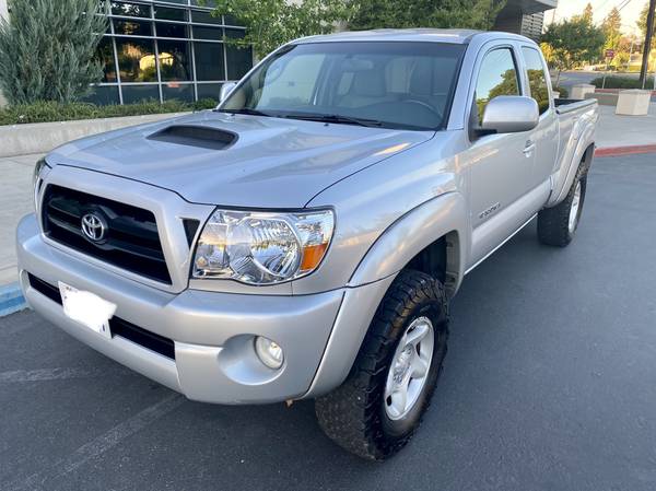 2006 Toyota Tacoma trd sport manual 6 speed 4x4 - - by for sale in Chico, CA – photo 8
